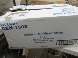 lot 1 image: Gen 1508 Folded Paper Towels, Multi...