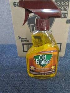 lot 34 image: Old English 62338-82888 LEMON OIL, ...