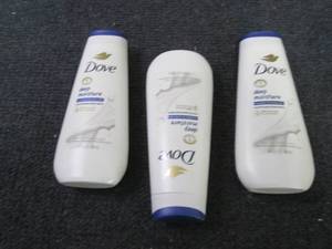 lot 35 image: 3- 11 oz Dove Deep Moisture Body Wa...
