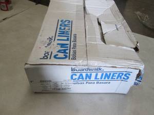 lot 38 image: Open Case 40-45 Gallon 40x46 inch T...