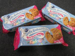 lot 139 image: 3 pks Pillsbury Soft Baked Funfetti...