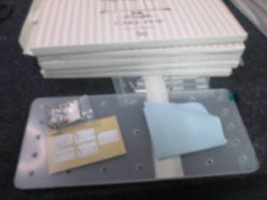 lot 147 image: 5 Acrylic Cake Pop Stands...