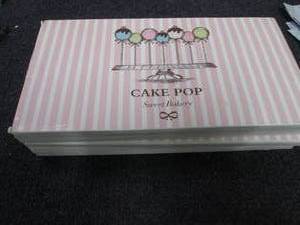 lot 165 image: 5 Acrylic Cake Pop Stands...