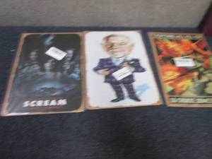 lot 198 image: 3 Metal Dcor Items...
