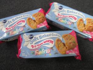 lot 238 image: 3 pks Pillsbury Soft Baked Funfetti...