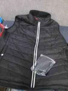 lot 241 image: Large Mens(Ladies LXL) Heated Ves...