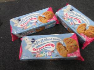lot 255 image: 3 pks Pillsbury Soft Baked Funfetti...