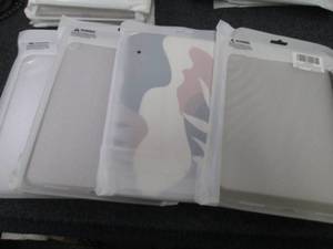 lot 269 image: 4 iPad 10.9 inch 2022 Cases...