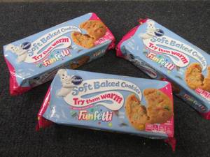 lot 283 image: 3 pks Pillsbury Soft Baked Funfetti...