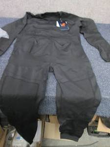 lot 285 image: Size 150-155  Kid Thermal Underwear...