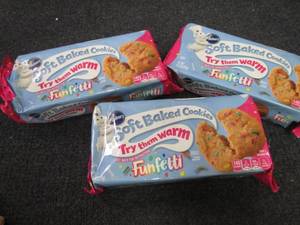 lot 315 image: 3 pks Pillsbury Soft Baked Funfetti...
