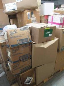 lot 352 image: Pallet of Assorted UnsoldUnclaimed...