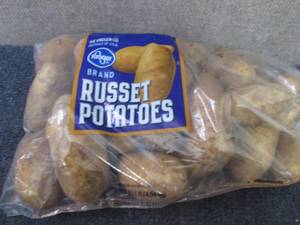 lot 359 image: 10 lbs Russet Potatoes...