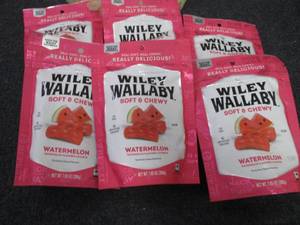lot 403 image: 6- 7.05 oz Pks Wiley Wallaby Waterm...