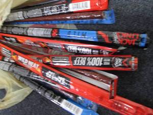 lot 445 image: 12 Assorted Jack Links Beef Snacks...