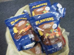 lot 458 image: 6- 6oz Planters Nuts & Chocolate Tr...
