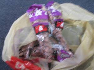 lot 460 image: 6 pks K& G Cinnamon Pecans...