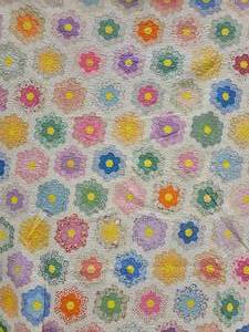 lot 42 image: Vintage Grandmothers Flowers Hand-Quilted Blanket