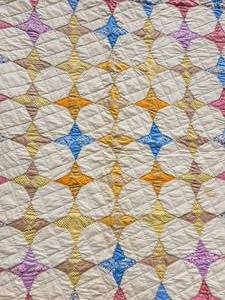 lot 73 image: Vintage Patchwork Bow Tie Pattern Quilt