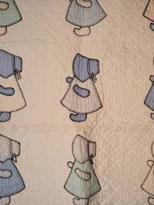 lot 84 image: Unique Vintage Handmade Nursery Quilt - 12 Girls in Bonnets