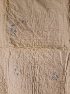 lot 87 image: Delicate Vintage Handmade Nursery Quilt - Dancing Cherubs