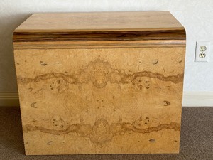 Henredon Scene Two Olive Wood End Table  Stool