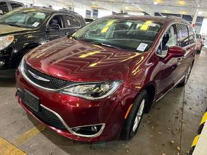 2018 Chrysler Pacifica Touring L Plus