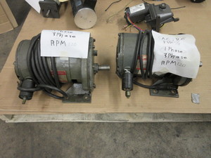 lot 507 image: DAYTON AC GEAR MOTORS