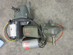 lot 529 image: DAYTON  ACDC SERIES MOTORS