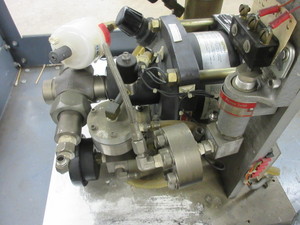 lot 535 image: HASKEL AIR DRIVEN FLUID PUMP