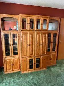 lot 1 image: 3 Piece Entertainment Center