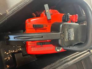 lot 64 image: Homelite Weed Whipper