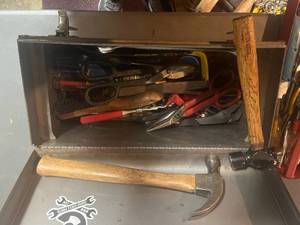 lot 108 image: Box of tools