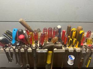 lot 115 image: Screwdriver & Wrench Lot