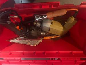lot 138 image: Drills & wood working tools