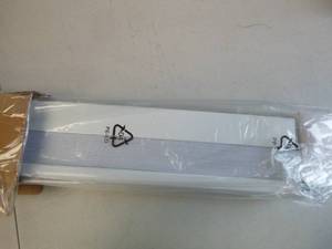 lot 423 image: LazBlinds Cordless Cellular Shades - White