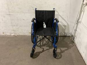 lot 317 image: Drive Medical Blue Streak Ultra-Lightweight Wheelchair