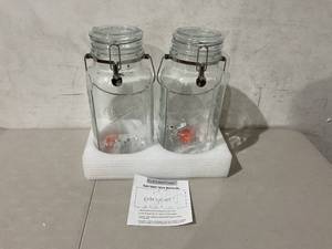 lot 344 image: Eleganttime 2-Pack 1-Gallon Glass Drink Dispensers