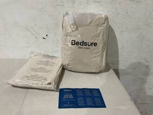 lot 352 image: Bedsure Beige Pintuck 7-Piece King Size Comforter Set
