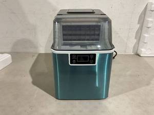 lot 183 image: Kndko Countertop Ice Maker - Teal