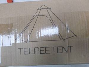 lot 456 image: Dome Camping Teepee Tent 5-6 Person - White