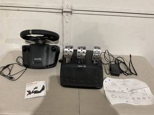 lot 41 image: logitech G920 Dual-motor Feedback Driving Force USB Racing Wheel with Responsive Pedals for Xbox One