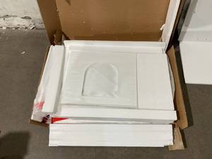 lot 53 image: unipaws White Cat Litter Box Enclosure Bench