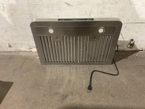 lot 64 image: IKTCH 30 Inch Stainless Steel Under Cabinet Range Hood with 900-CFM 4 Speed Gesture Sensing & Touch Control Panel