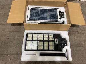 lot 81 image: Teeuv Outdoor Solar Street Light