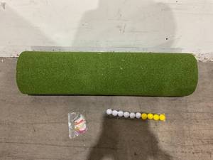 lot 279 image: Golfguru 5 x 4 ft Artificial Turf IndoorOutdoor Golf Mat