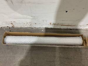 lot 284 image: Craftopia White 24 Inch Wide10 Foot Magnetic Roll