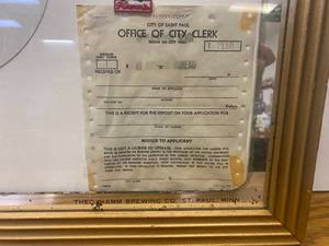 lot 31 image: Hamms Beer Etched Glass