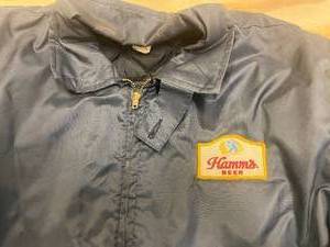 lot 48 image: Vintage Hamms Beer Coat