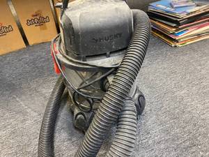 lot 81 image: Husky Shop Vaccuum